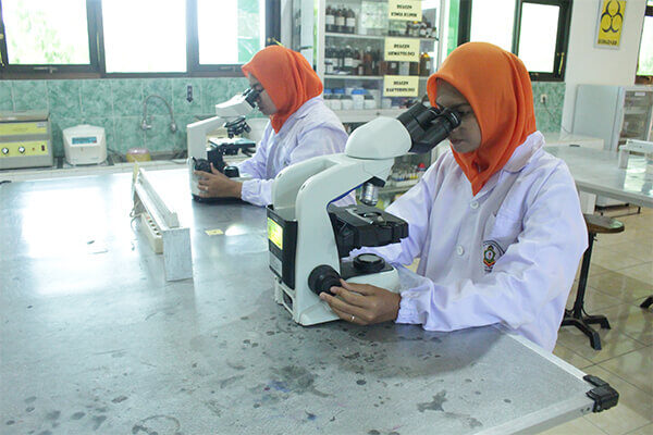Teknik Laboratorium Medik (4)