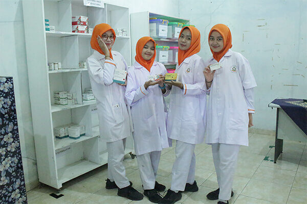 Teknologi Farmasi (4)